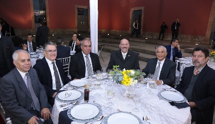  Filiberto Estrada, Mario Noriega, Leandro Hervert, José Iga, Leopoldo Stevens y Armando Herrera.