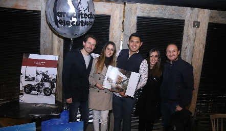  Benjamín Jiménez, Tania Elías, Jassiel Guerrero, Montse Acevedo y Fernando Rangel.