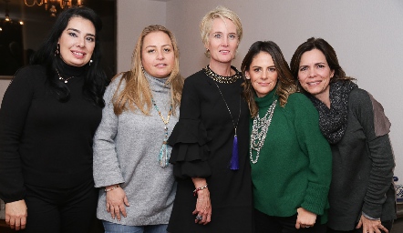  Beatriz Canseco, Güera Gutiérrez, Güera Valle, Verónica Malo y Ale Martínez.