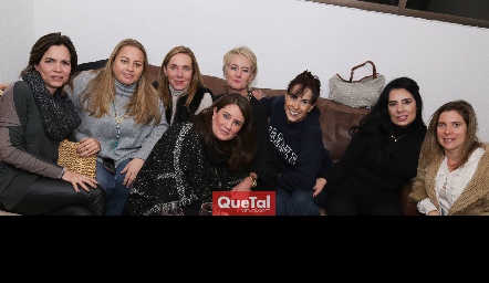  Con la cumpleañera.