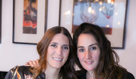  María Espinosa y Lore Ortiz.