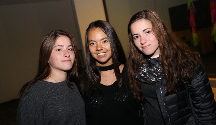  Andrea Sánchez, Ana Paula Payán y Daniela Sánchez.