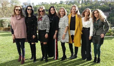  Inés Castañón, Liliana Meza, Claudia Quiroz, Maribel Lozano, Lupita Pereda, Patricia del Bosque, Mónica Gaviño y Gaby Serment.