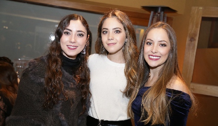  Isa Zollino, Bárbara Mahbub y Laura Bravo.