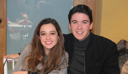  Maru Torres y Sebastián Amparán.