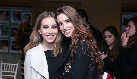  Ale y Ana Paula.