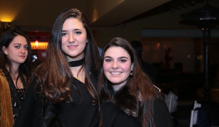  Ana Paula González y Catalina Esper.