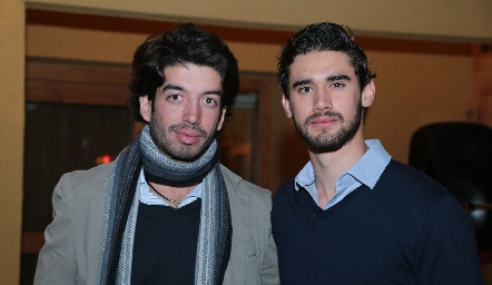  José Antonio Villanueva y Marcelo Gutiérrez.