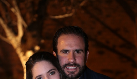  Guadalupe Álvarez y Manuel Boelsterly.