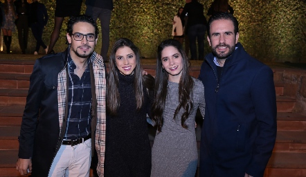  Victorio Ortiz, Andrea Zúñiga, Guadalupe Álvarez y Tay Boeslterly.