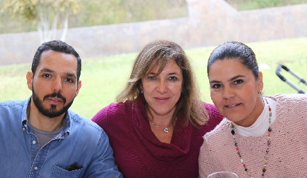  Armando Gutiérrez, Rosy Díaz infante y Gabriela Díaz Infante.