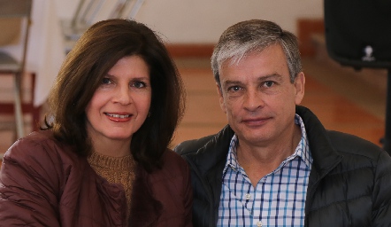  Ana Lucia Díaz y Gerardo Díaz Infante.