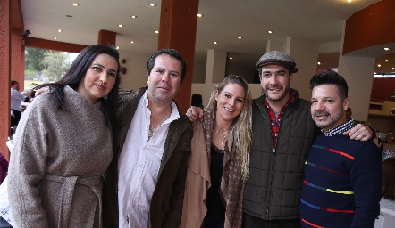  Mónica González, Ramón Sandoval, Ana de la Fuente, Andrés Ibáñez y Mario Blanco.