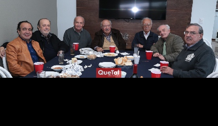  Jaime y Evaristo Lafuente, Carlos González, Marcos Coulón, Jesús Córdova, Tomás Alcalde y Gabriel Valle.