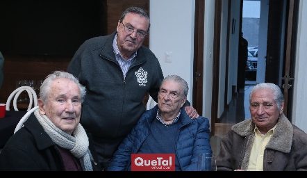  Rafael Valle, Antonio Nieto, Gabriel Valle y Manuel Toledo.