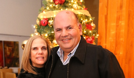  Miriam González y Elías Navarro .