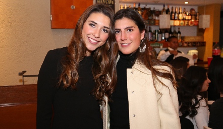  Nuria Minondo y Camila Villarreal.