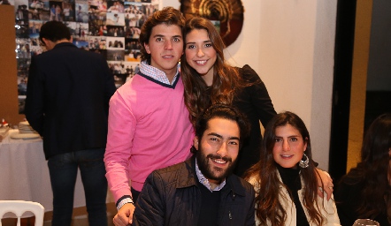 Sebastián Garza, Nuria Minondo, Oscar Cadena y Camila Villarreal.