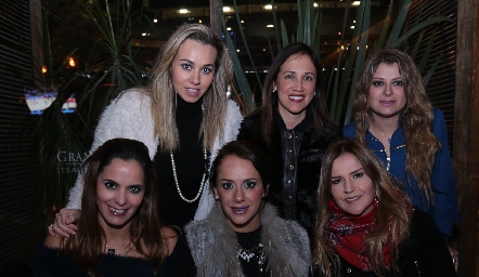  Marcela Rubio, Lety, Verónica Escobedo, Gloria Medina, Mariza Calderón y Erika Olivares.
