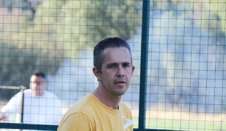  Eduardo Espinosa.