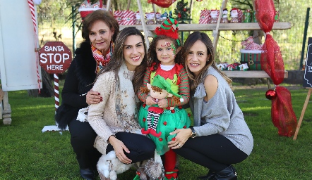  Noemí Díaz, Diana Salas, Arantza Calzada y Alejandra Salas .