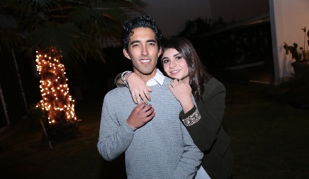  Raymundo Hernández y Regina Estrada.