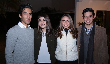  Raymundo Hernández, Regina Estrada, Ana Cubillas y Alejandro Cadena.