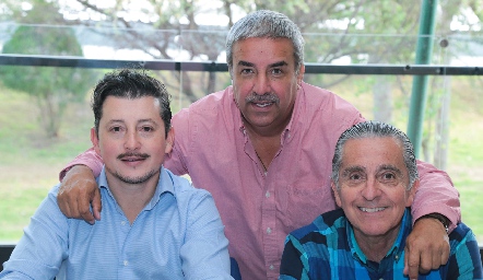  Chavo Espinosa, Horacio Lizaola y Enrique Díaz de León.