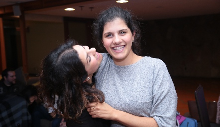  Valeria y Alejandra Siller.