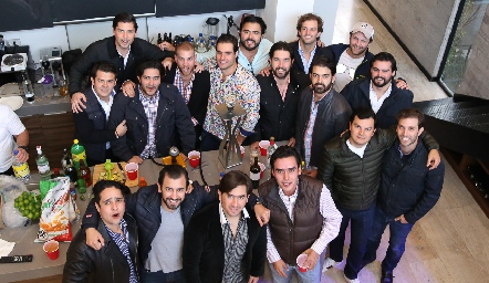  Buenos amigos.