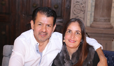 Obed Gutiérrez y Paola Soto.