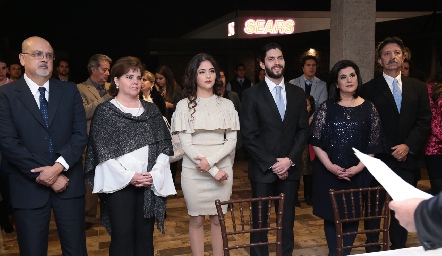  En la ceremonia civil.