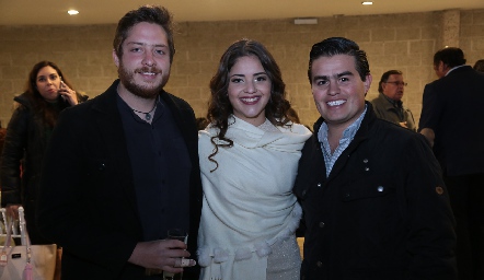  Luis Rosillo, Ale Gascón e Irving Castillo.