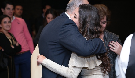  Felicitaciones.