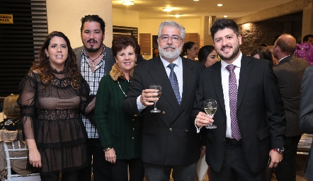  Gaby Carrillo, Juan Pablo Meade, Flora Martínez, Antonio y Emmanuel Carrillo.
