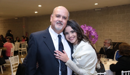  Ale con su papá, Ignacio Gascón .