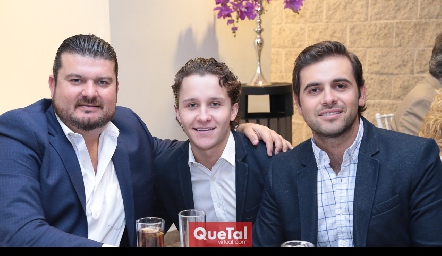  Alfredo Kury, Franco Safont e Iker Monsech.
