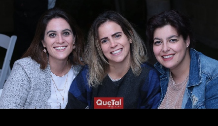  María José Aranda, Maite Autrique y Daniela González.