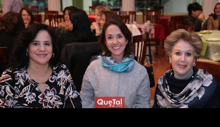  Marcela del Peral, Alejandra Hinojosa y Laura Muñiz.