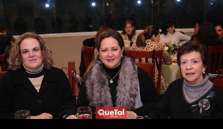  Claudia Rubín de Celis, Cuca Arauz y Clara Elena Muñiz.