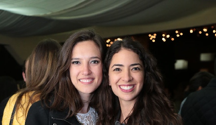  Valeria Rangel y Paula Ochoa.