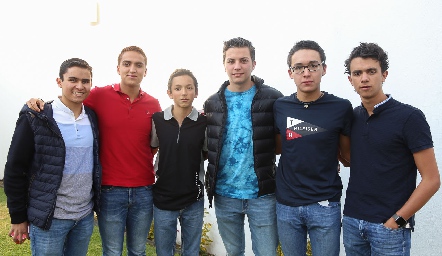  Andrés Bravo, Emiliano Aguilera, Pablo Jiménez, Humberto Morones, Emmanuel López y Santiago Pérez.