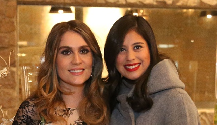  Bertha Flores y Mariel Sandoval .