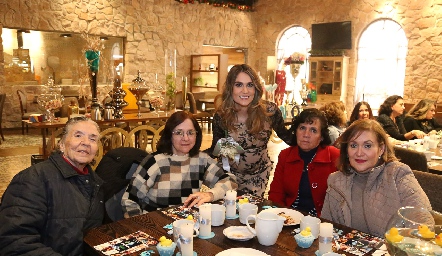  Conchita Motilla, Carmenchu Pérez, Bertha Flores, Guadalupe Pérez y Blanca González.
