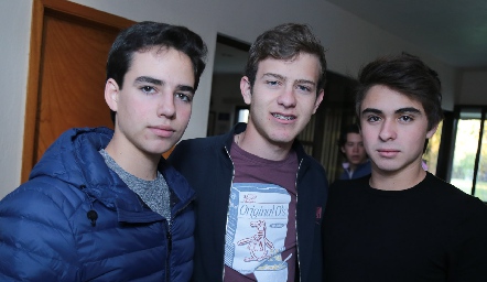  Manolo Martins, David Estrada y Santiago de Alba.
