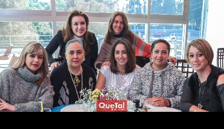  Montse Elizondo, Elsa Franco, Claudia Gouyonnet, Rebeca Hernández, Diana Méndez, Liseth Juárez y Olivia Martínez.