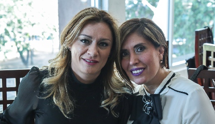  Natalia Sáenz y Yadira Sánchez.