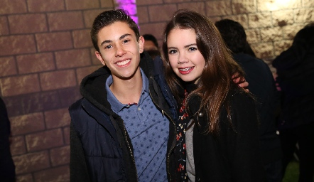  Óscar Paramo y  Paulina Regil.