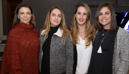  Lupita Mercado, Viviana Navarro, Cristina Ortiz y Maga Nieto.