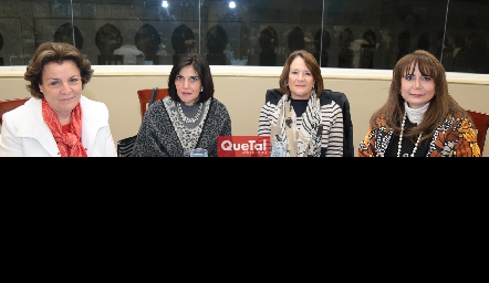  Martha Torres, Virginia Gutiérrez, María Eugenia Meade y Laura Rodríguez.